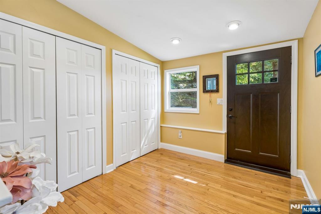 26 Oak Street - Photo 4