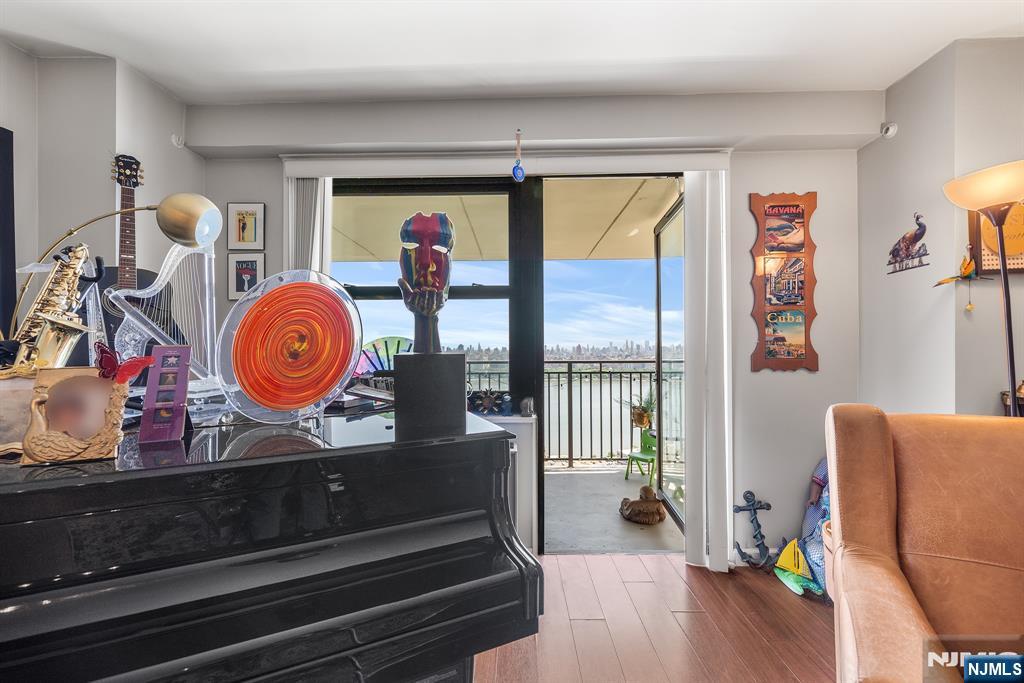 7855 Boulevard #26G