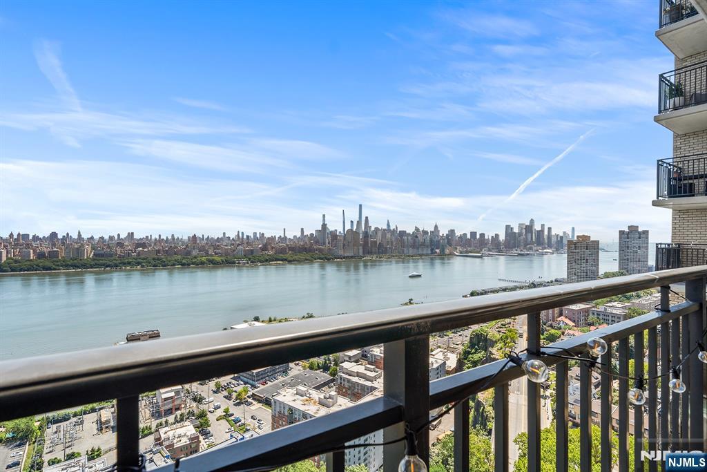 7855 Boulevard #26G