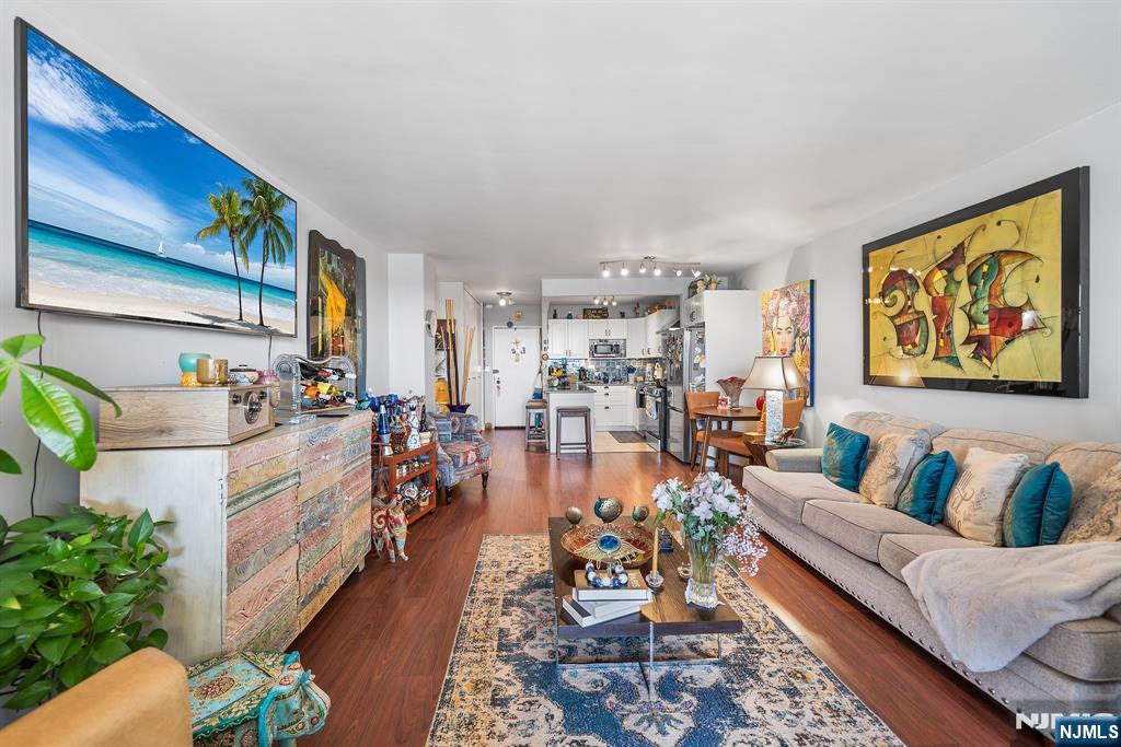 7855 Boulevard #26G
