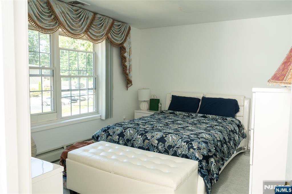 40 Oaktree Lane — photo 17