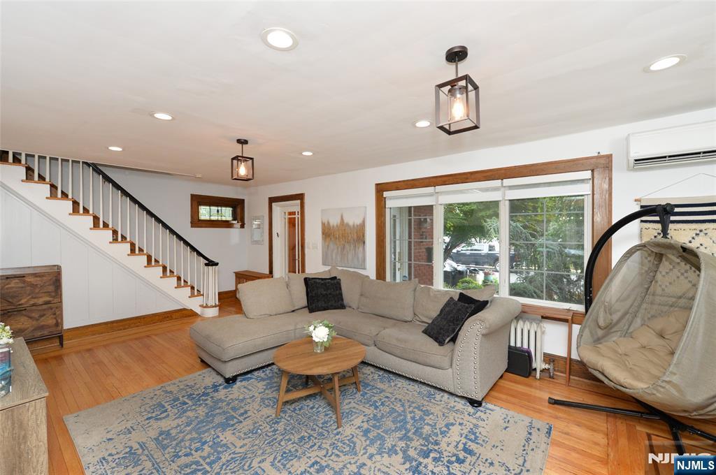 1-20 Cyril Avenue - Photo 4