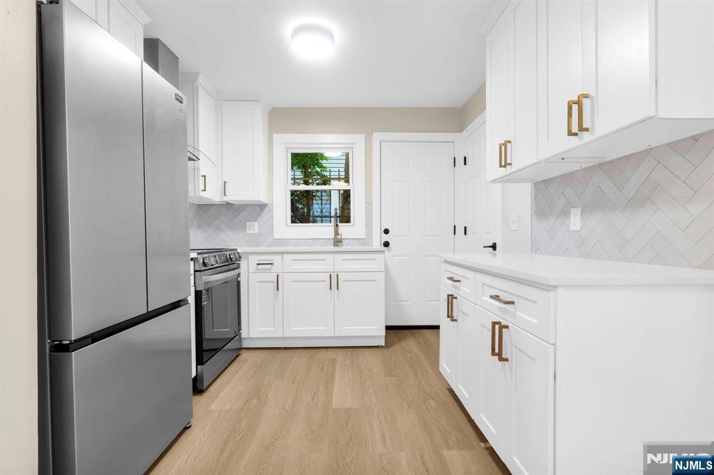 141 Myrtle Avenue - Photo 4