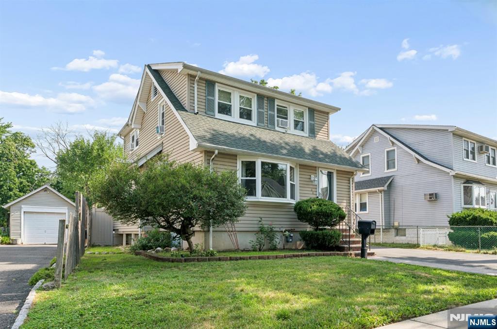 44 Quackenbush Avenue - Photo 3
