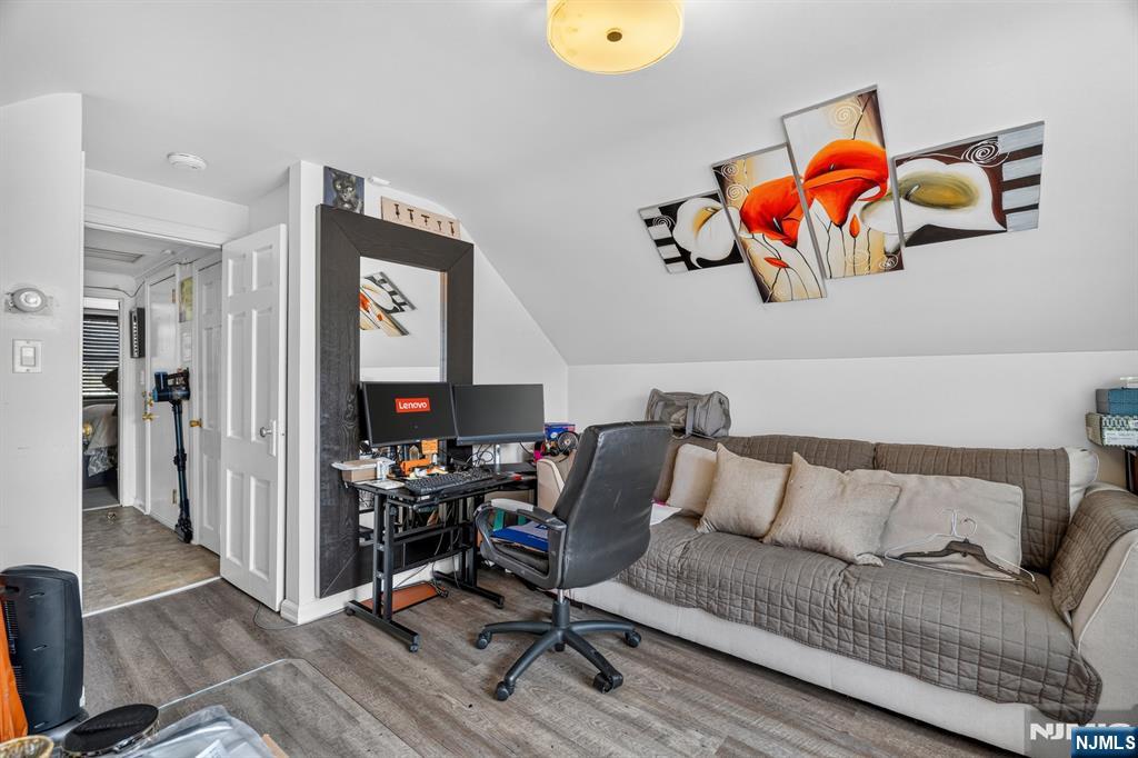 79 Union Avenue - Photo 5