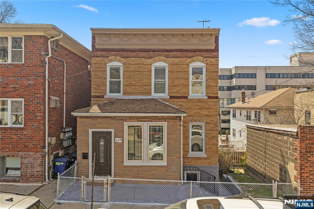 244 Lincoln Avenue 1 - Photo 2
