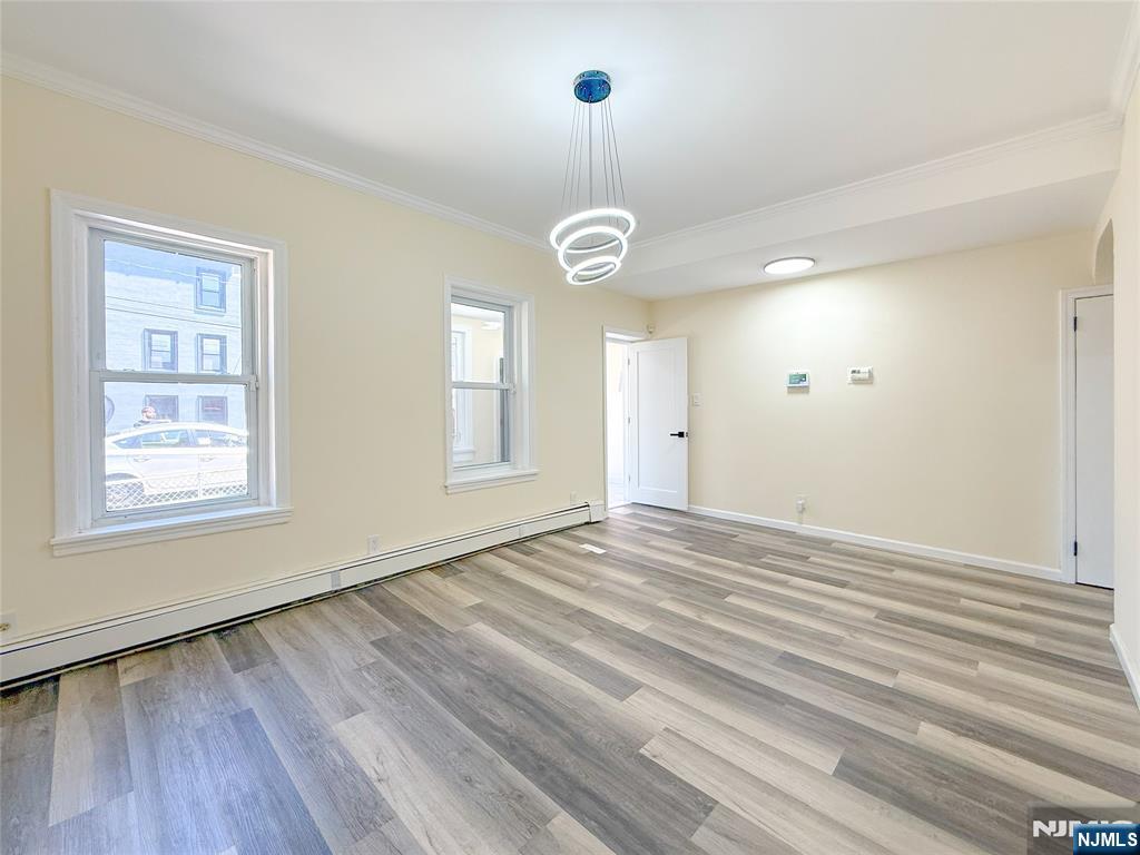 244 Lincoln Avenue 1 - Photo 4