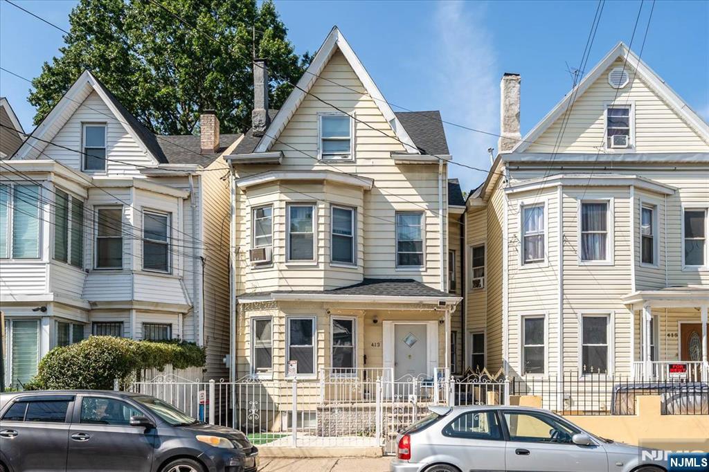 413 Hamilton Avenue - Photo 1
