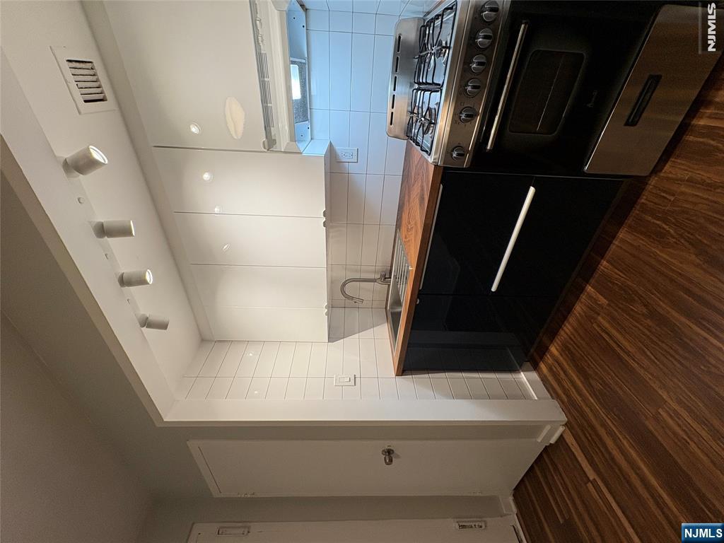 501 Linwood Drive 2D - Photo 1