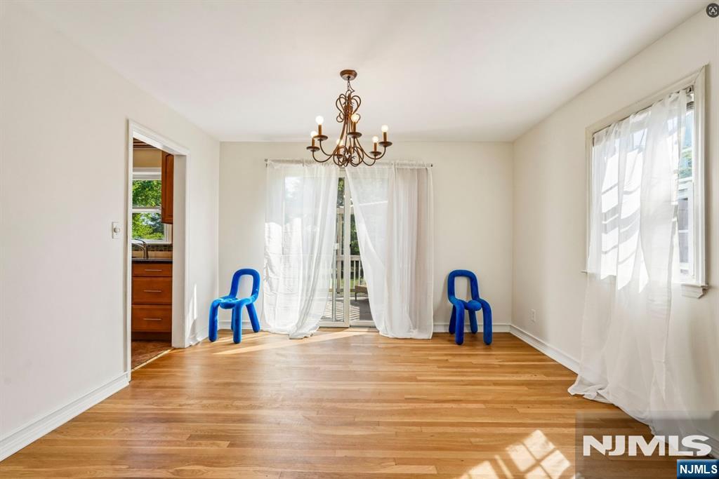 28 Johnson Avenue - Photo 4