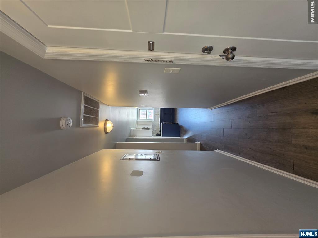 503 20th Street 2 - Photo 4