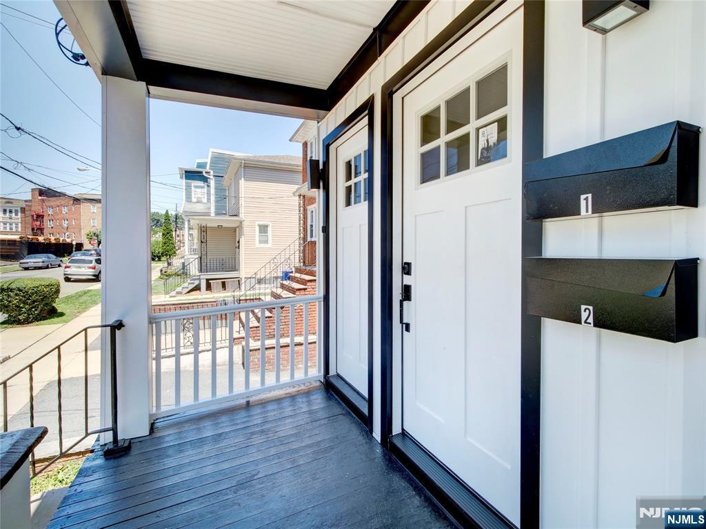 36 42nd Street - Photo 3