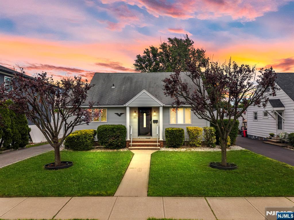 101 Maple Hill Road - Photo 1