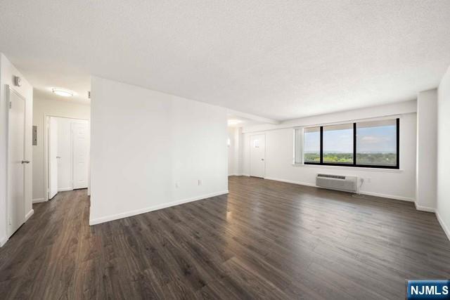 307 Prospect Avenue 10G - Photo 4