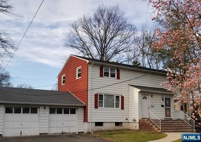 237 Bradley Avenue 235 - Photo 1