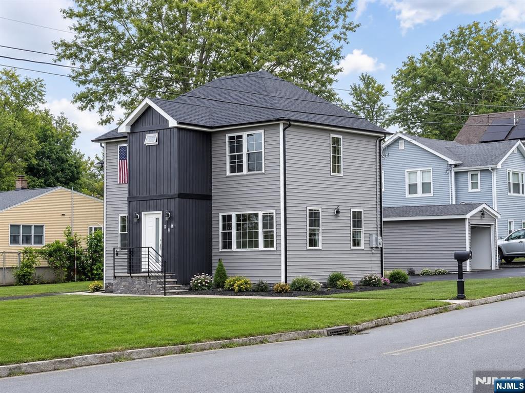 2nd image of 135 Lake Shore Dr, Parsippany, NJ 07054 | MLS# 26027801