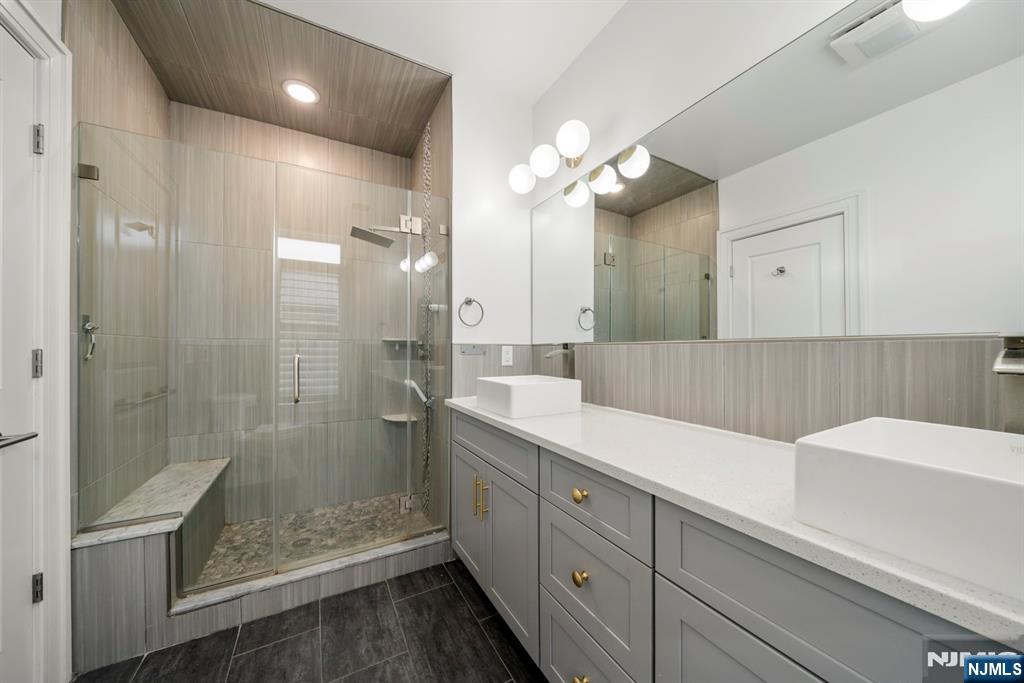 37 Winterburn Place — photo 8
