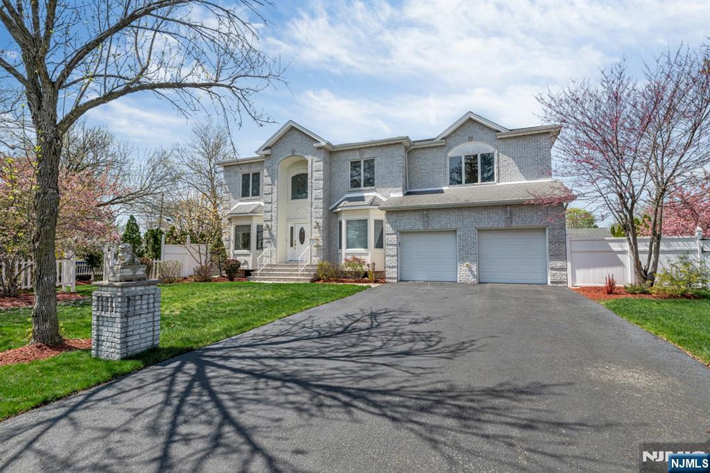 177 Lawson Place - Photo 1