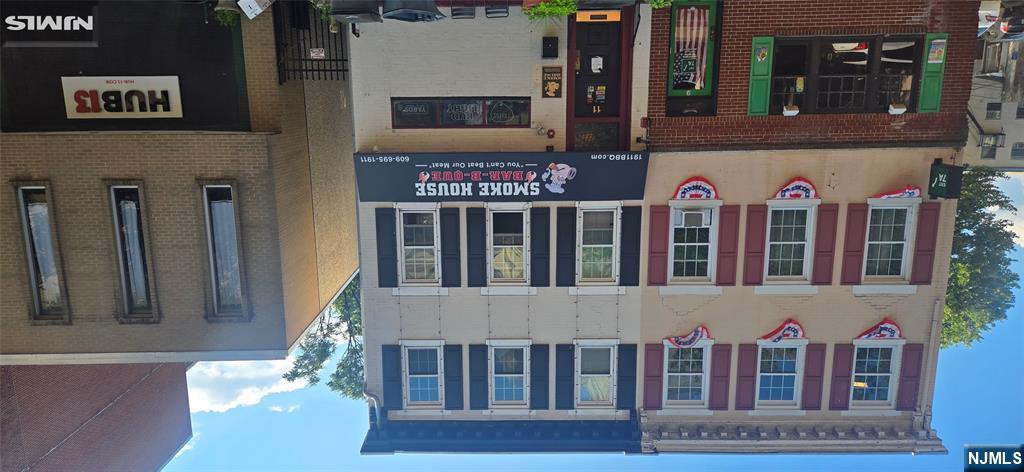 11 Front Street - Photo 1