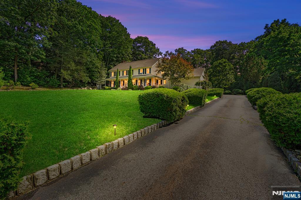 8 Alpine Ridge Road - Photo 4