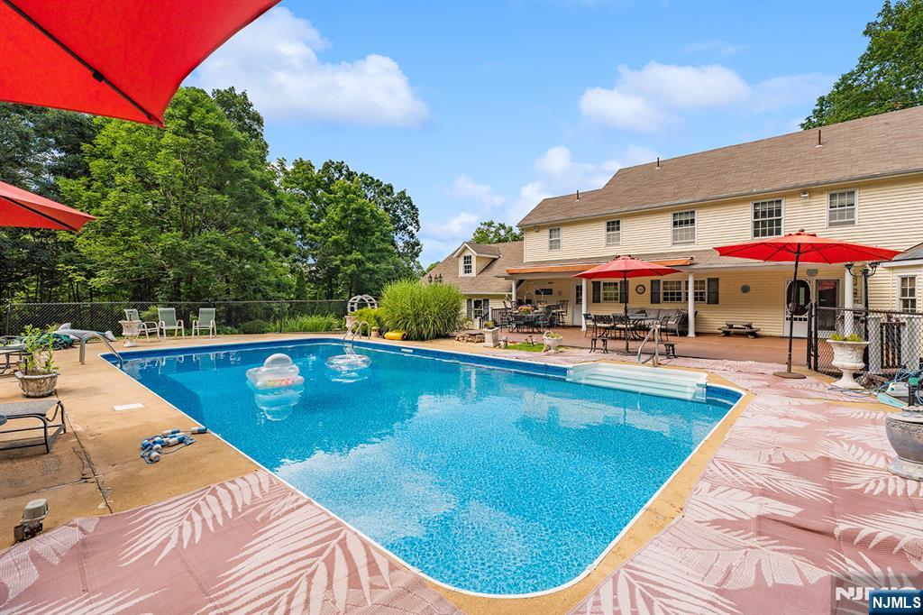 8 Alpine Ridge Road