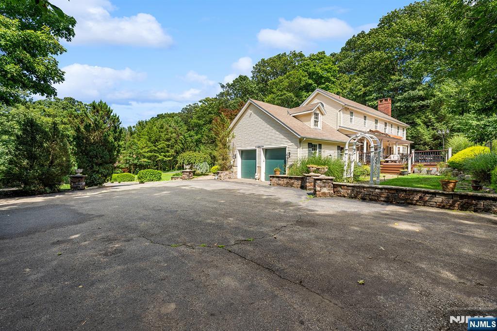 8 Alpine Ridge Road