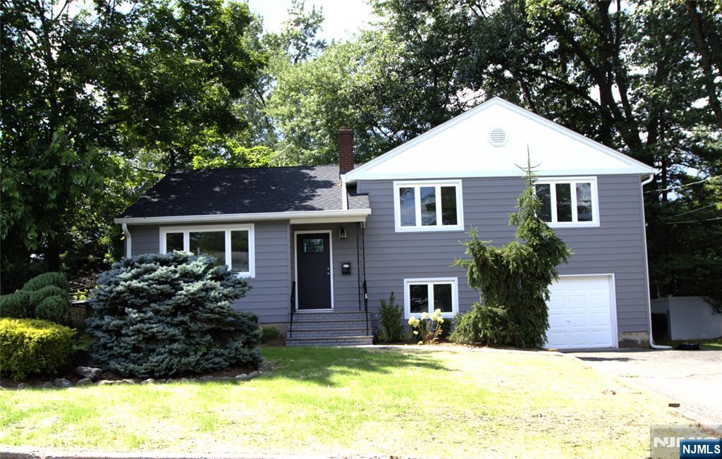 16 Valley Brook Drive - Photo 1