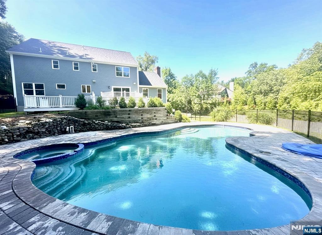 53 Gristmill Ln, Upper Saddle River, NJ 07458