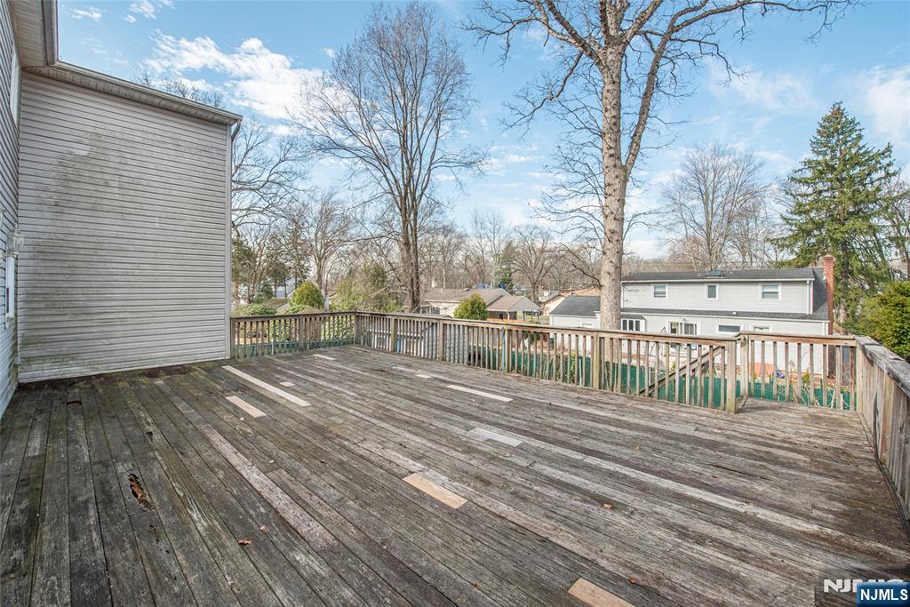 558 Beech St, Twp Of Washington, NJ 07676