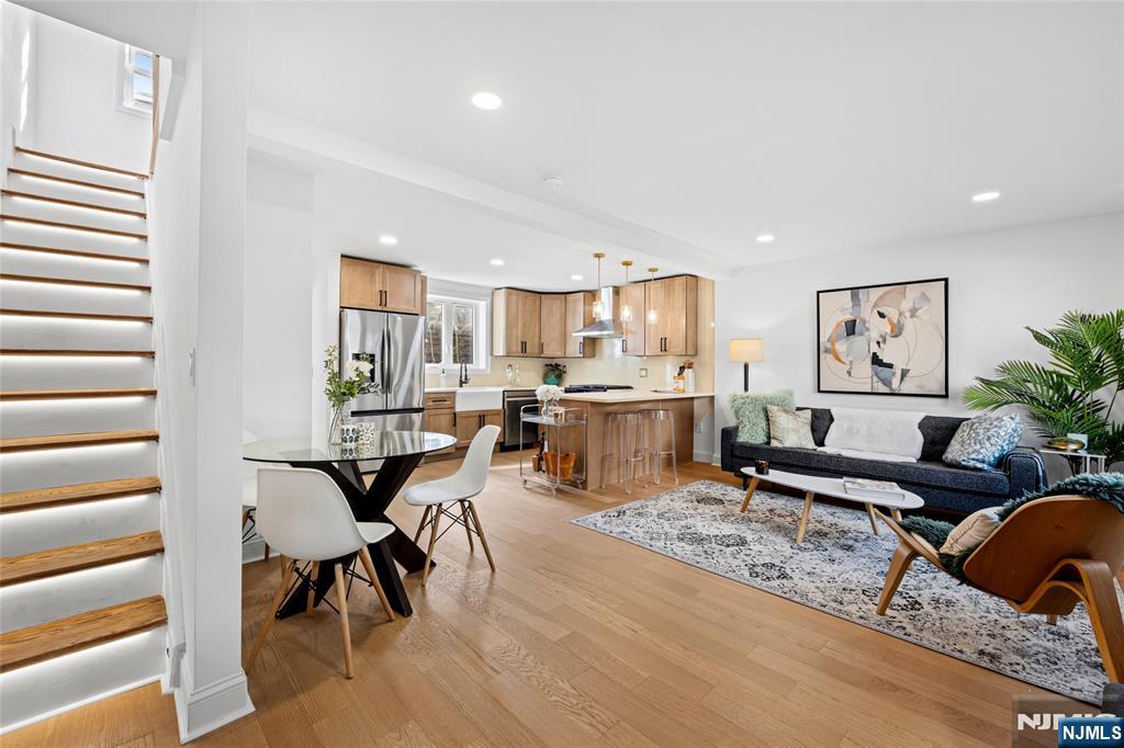 419 2nd Street - Photo 1