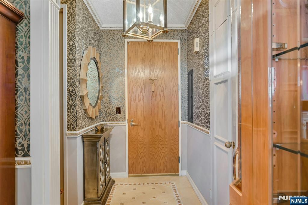 100 Carlyle Drive C06B - Photo 1