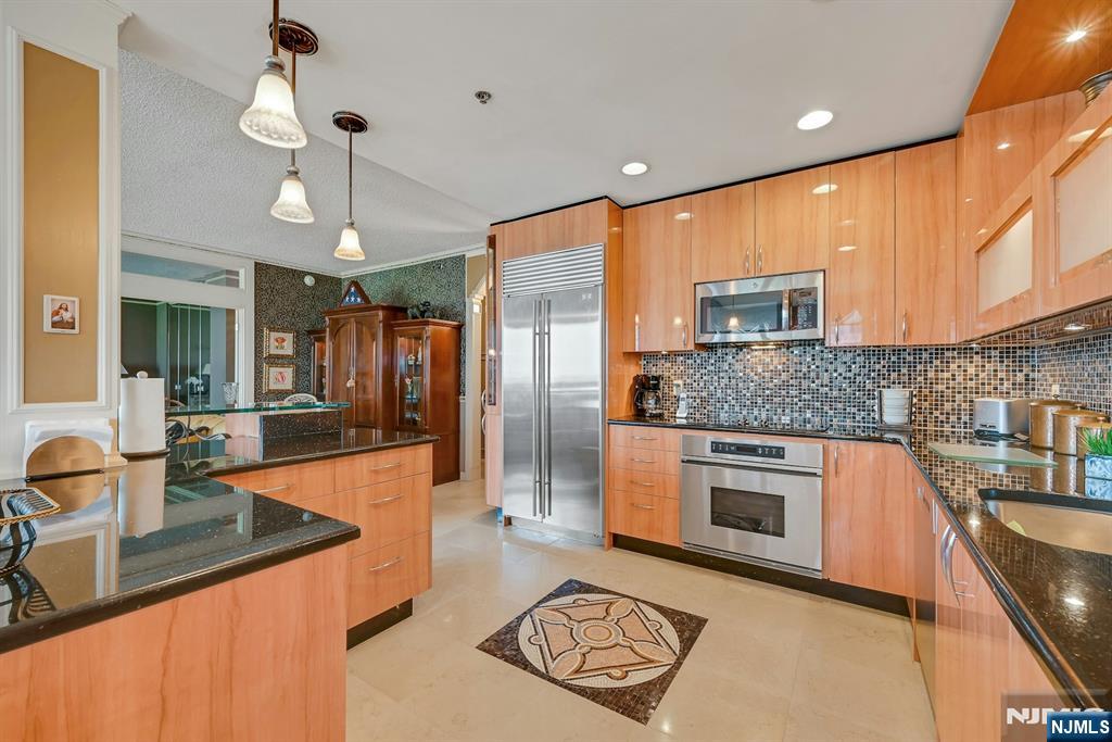 100 Carlyle Drive #C06B