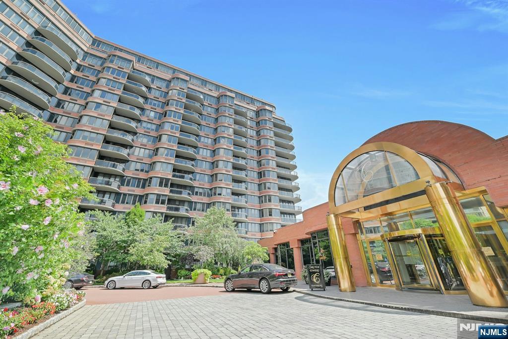 100 Carlyle Drive #C06B