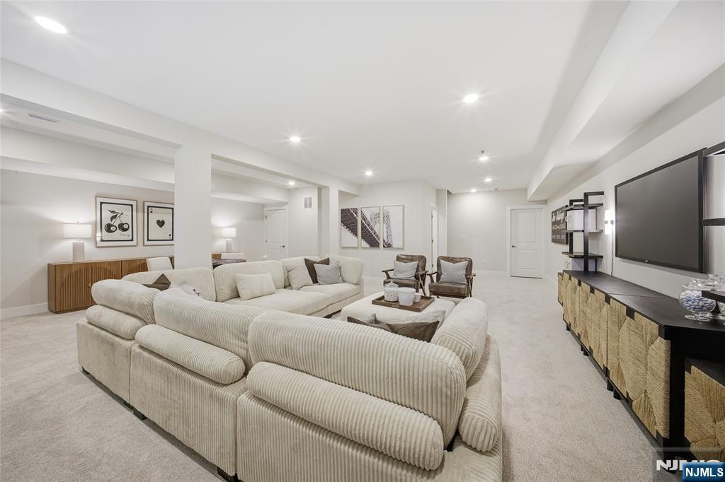11 Pimlico Place - Photo 1