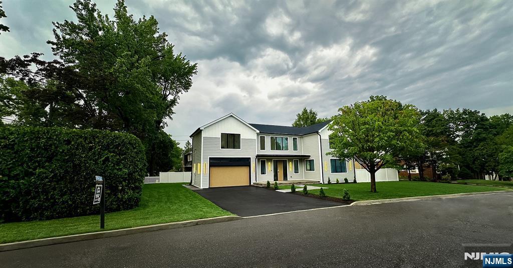 171 Newcomb Road - Photo 3