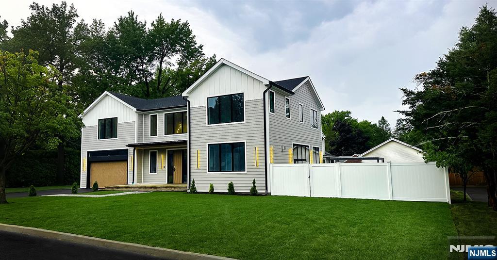 171 Newcomb Road - Photo 5