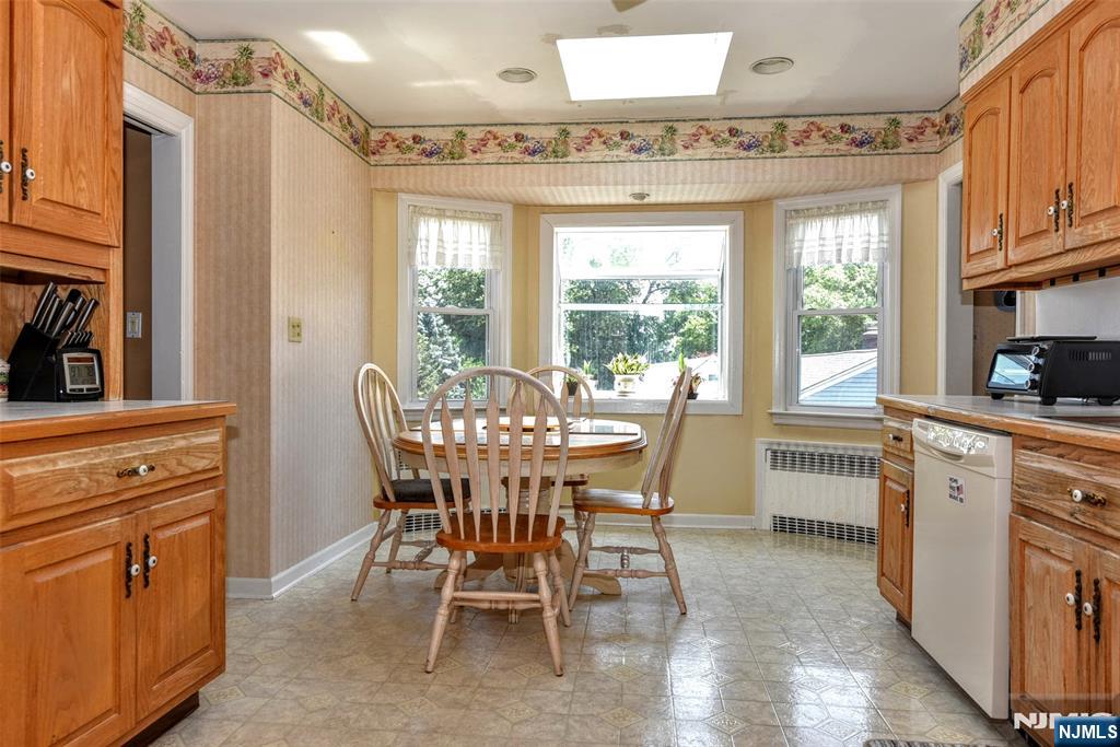 88 Spring Valley Road - Photo 4