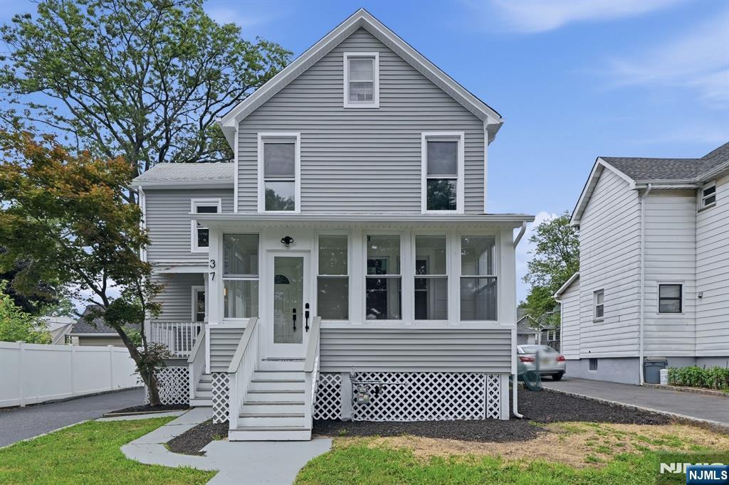 2nd image of 37 Colfax Ave, Roselle Park, NJ 07204 | MLS# 26027895