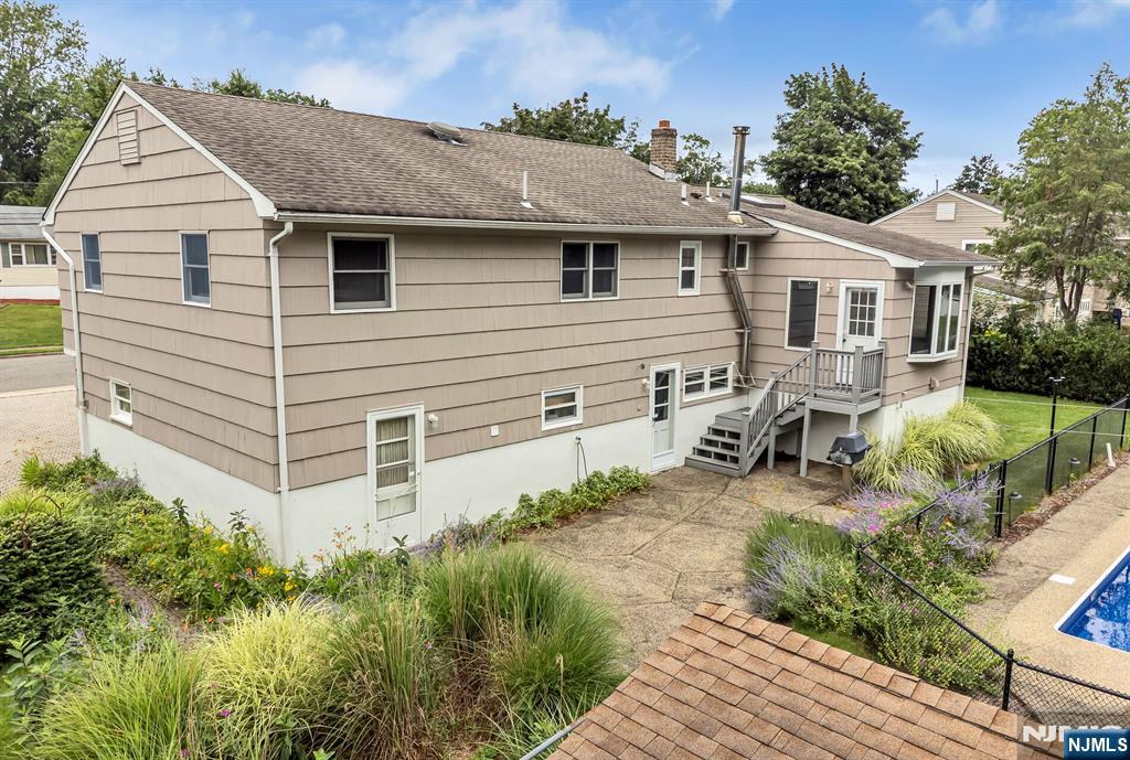 48 Andover Drive