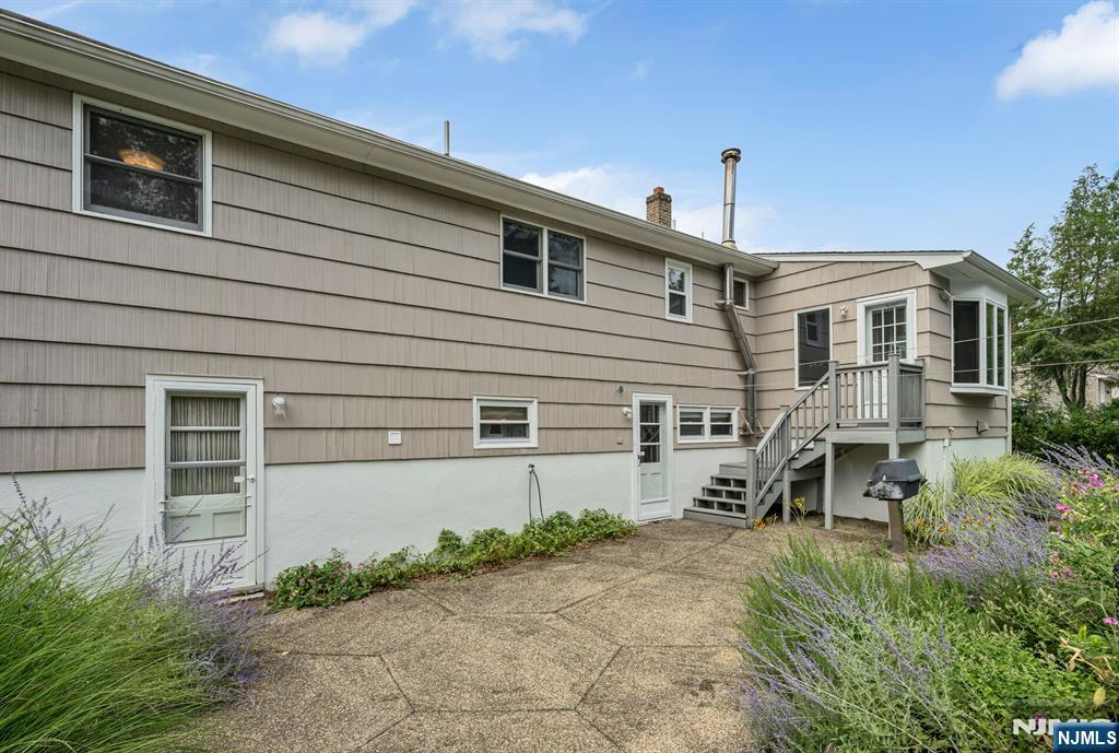 48 Andover Drive