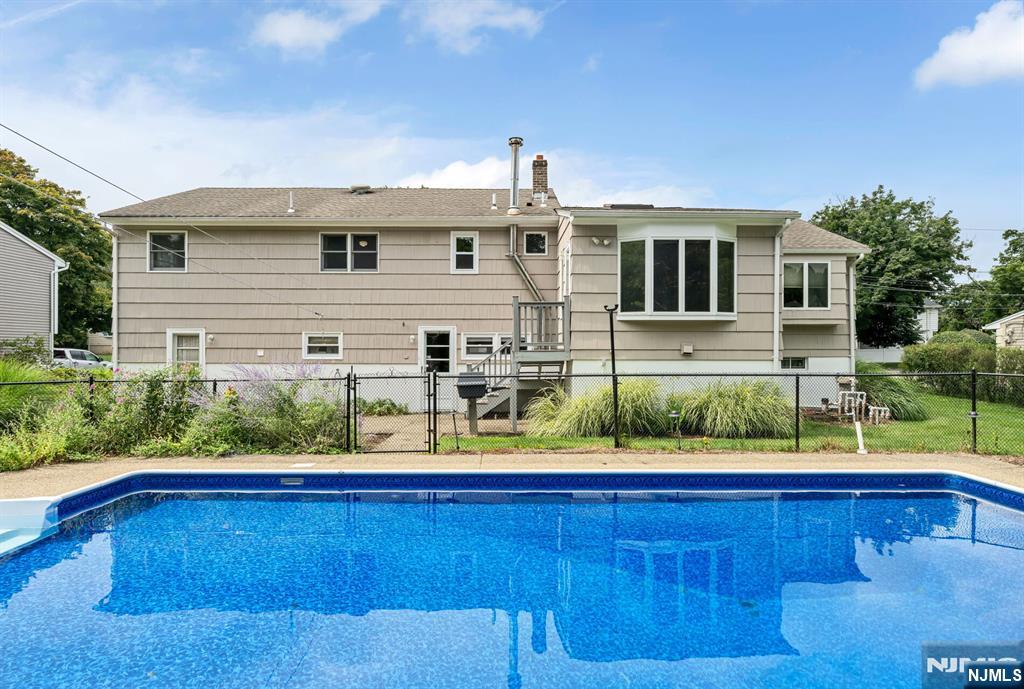 48 Andover Drive