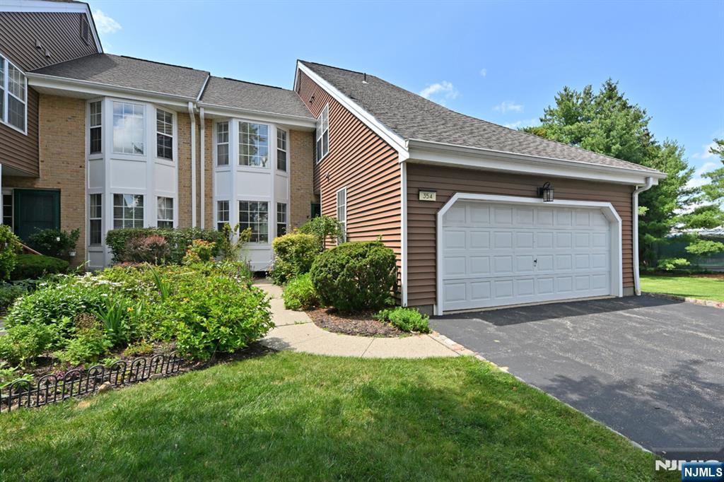354 Stiles Court - Photo 1