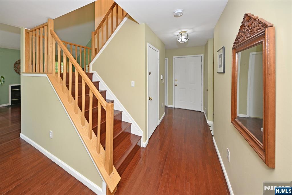 354 Stiles Court - Photo 5