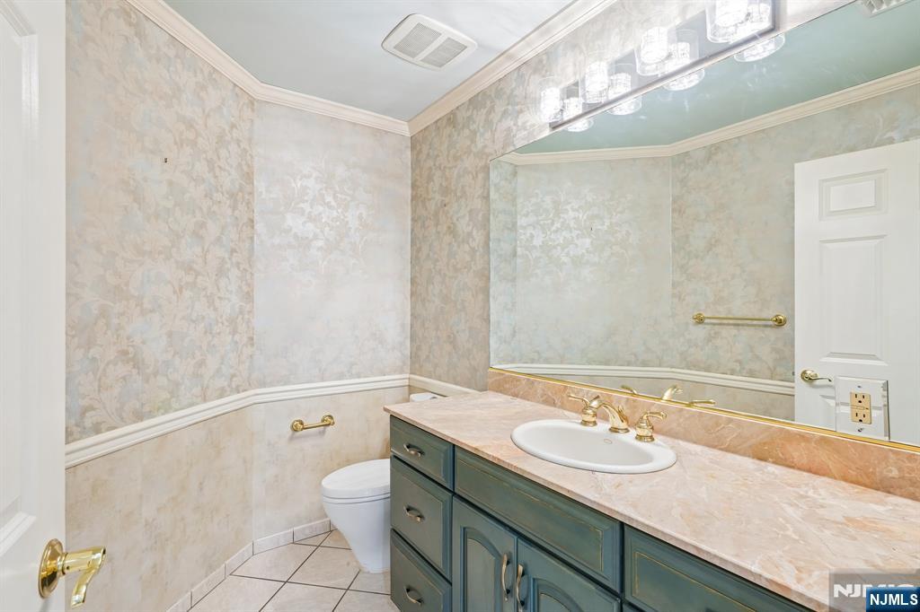 922 Hilltop Terrace — photo 17