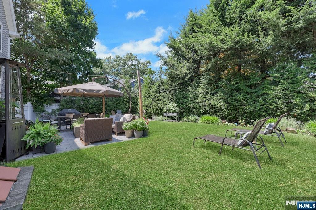 84 Leclerc Ave, River Vale, NJ 07675