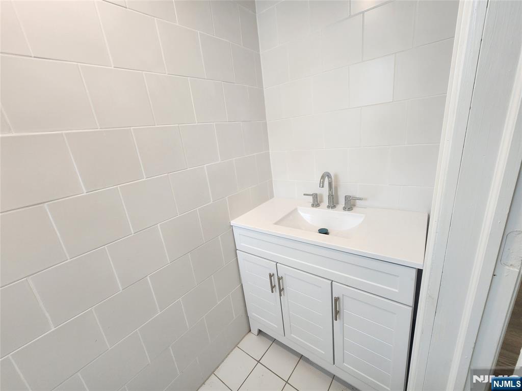 648-654 Ridge Road - Photo 3