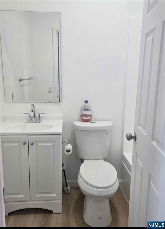 354 E 24th Street 1-R - Photo 3