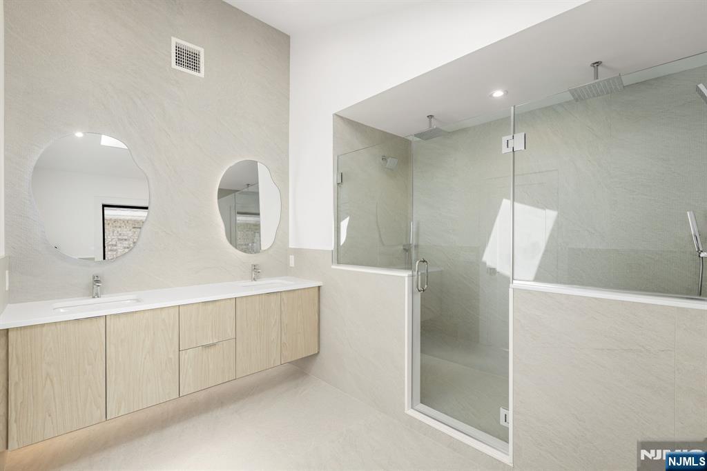 264 Grant Avenue - Photo 5
