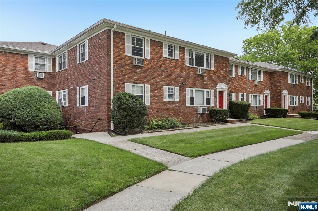 2nd image of 1279 Valley Rd #B, Wayne, NJ 07470 | MLS# 26027980