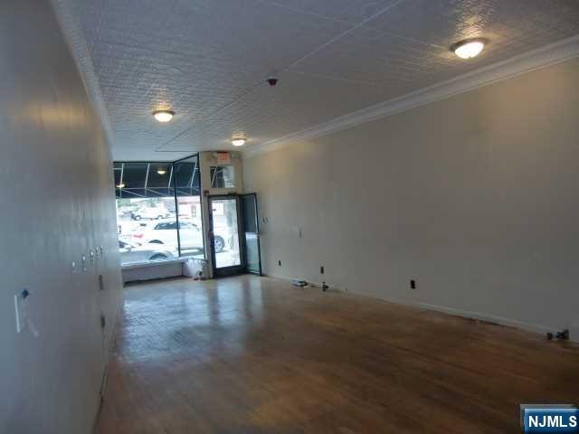 46 N Dean Street Store #3 - Photo 5